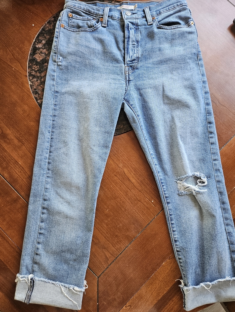 Levis Jeans Women's 30x25 Wedgie Straight Button Fly High Rise Frayed Hem